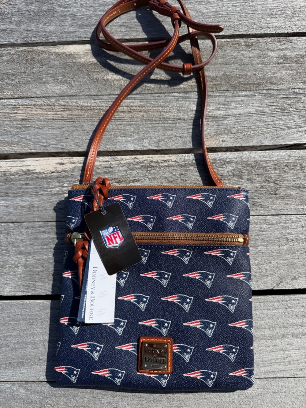 NFL New England Patriots‎ Dooney & Bourke Crossbody Bag PURSE BLUE NWT